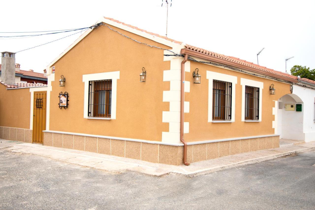 La Casa de los Bisa Villa Sanchidrian Exterior foto