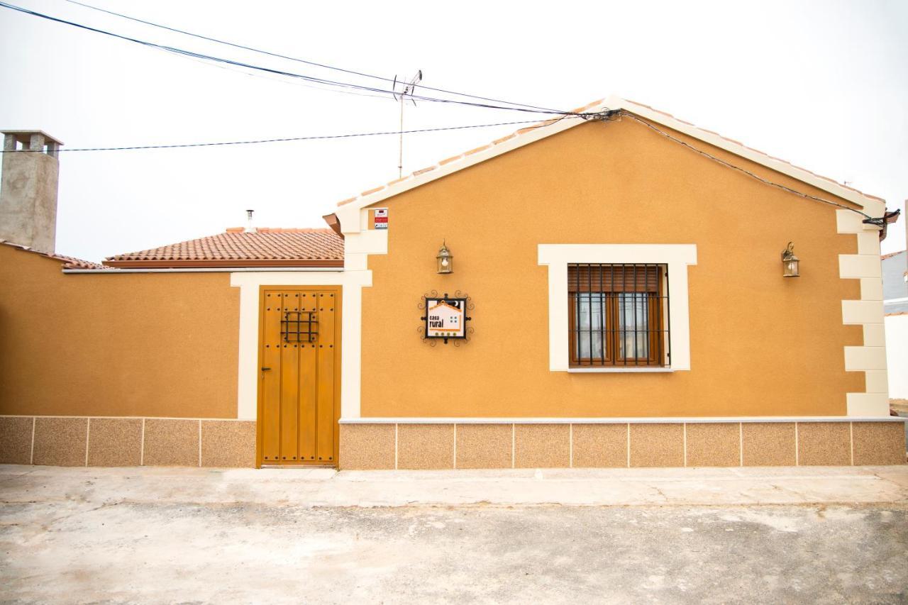 La Casa de los Bisa Villa Sanchidrian Exterior foto